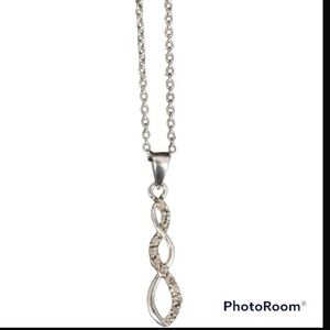 Sterling silver Genuine diamond pendant necklace